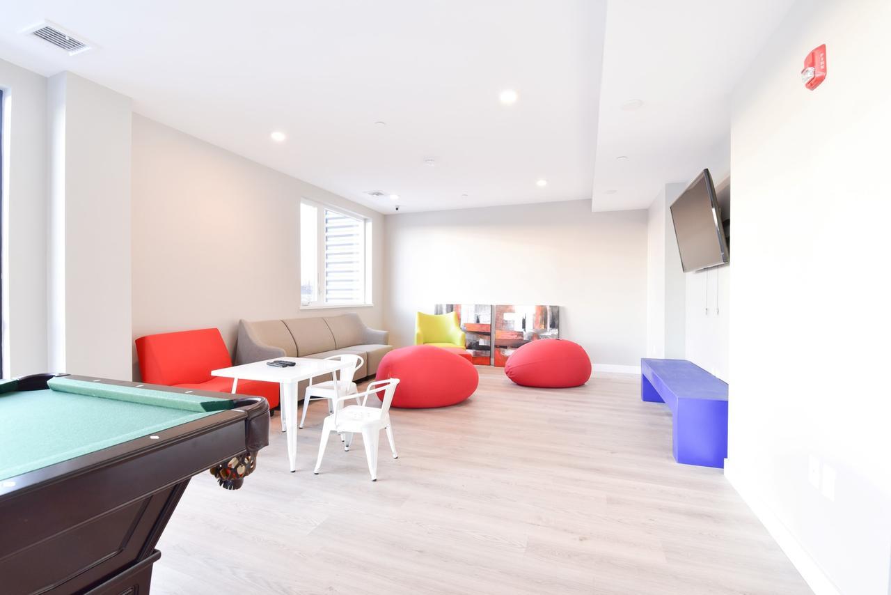 Harmony Medical Suites Longwood บรูคไลน์ ภายนอก รูปภาพ